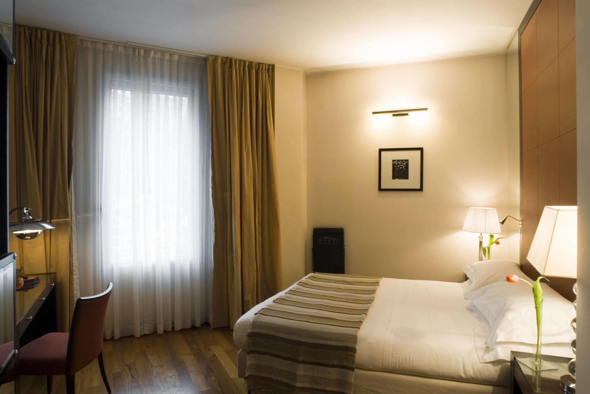 Starhotels Anderson Milano Esterno foto